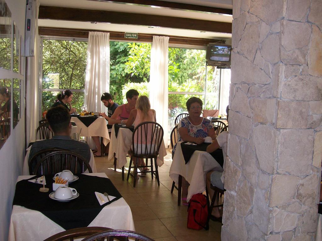 Dino'S Hotel Villa Gesell Zewnętrze zdjęcie